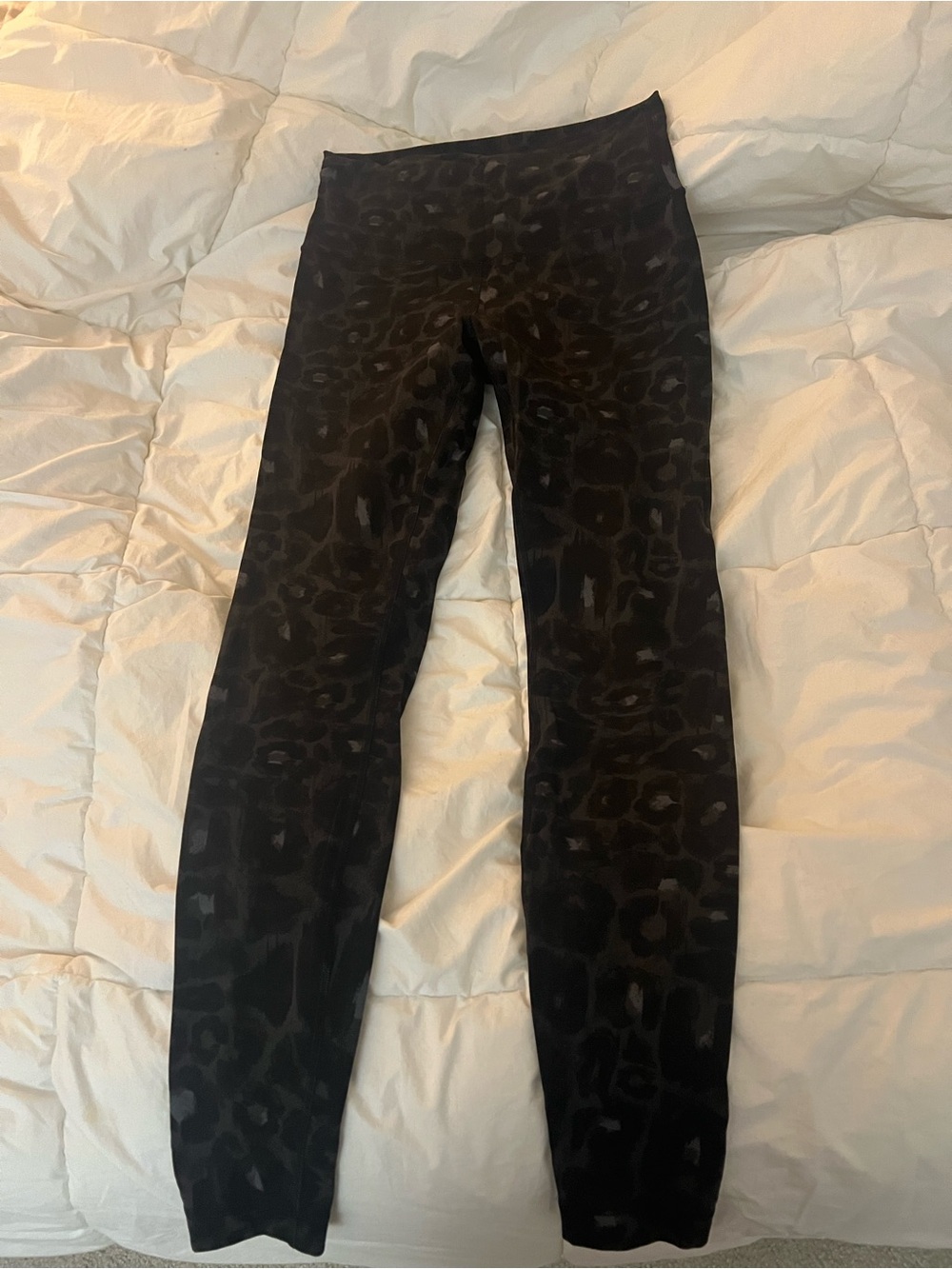 lululemon athletica Wunder train high rise tight 28”
